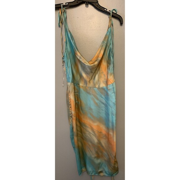 Fashion Nova NWT Women's Size Large Satin Mini Dress Multicolor. - Picture 1 of 6